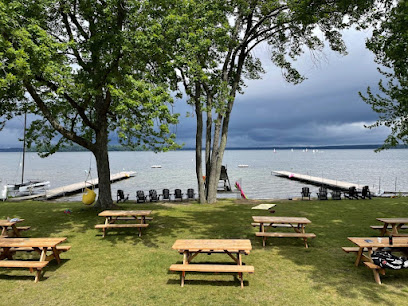 Club Nautique du Lac Brome - Knowlton 1 AF1QipOgRpYg7nVvbkds9Q qpquReZIXKPdTC0dNHvZqw408 h306 k no